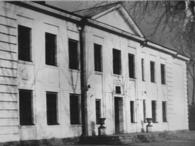 1952 